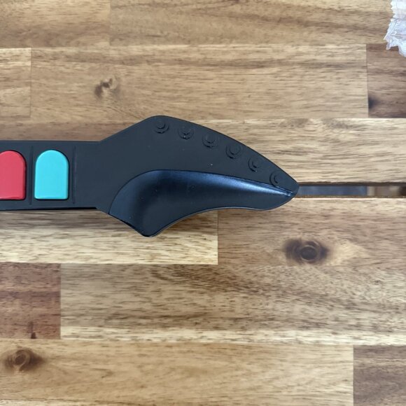 Guitar Hero Guitar Playstation 2 PS2 Wireless White No Dongle 95025 Not Tested - Picture 6 of 16